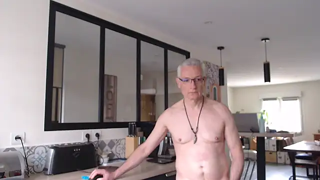 Snapshot of Goduleur69 chatting on 03-20-25, 03:36 Goduleur69 online show from 03-20-25, 03:36