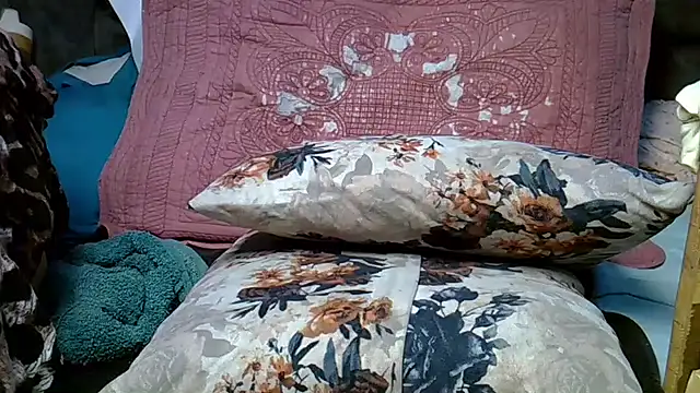 juicy candy1999 online show from 04-16-26, 02:12