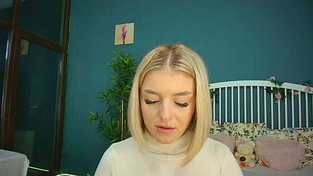 AlicePirs online show from 10-25-25, 04:11