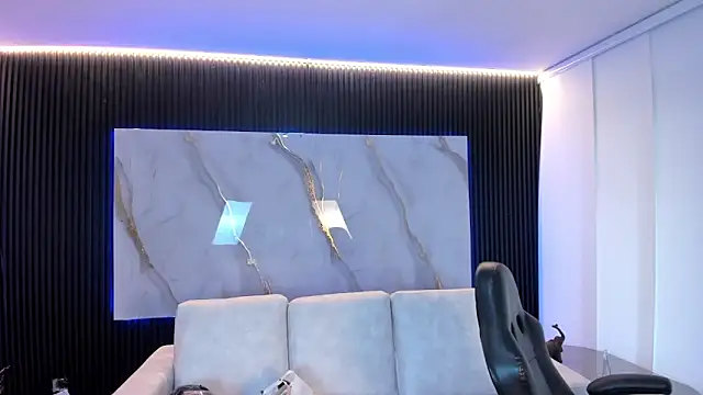 Alessia Taylorr online show from 10-06-25, 11:22