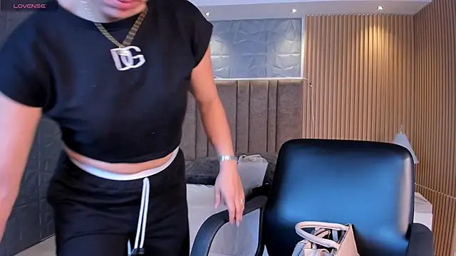 Alessia Taylorr online show from 11-06-25, 12:09