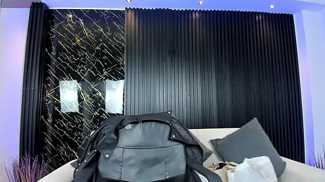 Alessia Taylorr online show from 11-05-25, 11:24