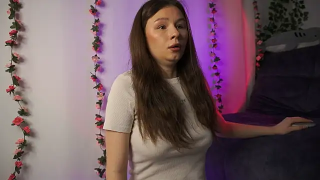 GlamourNova online show from 02-17-25, 05:55