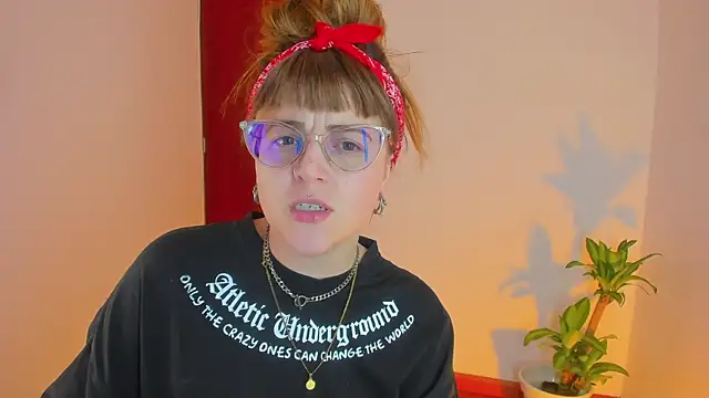 tekila   online show from 02-14-26, 12:00