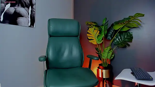 noah crux online show from 03-29-26, 02:13