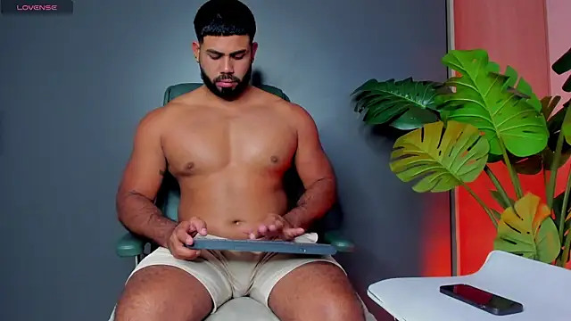 noah crux online show from 05-02-26, 02:28