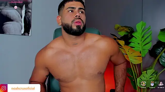 noah crux online show from 04-10-26, 04:30