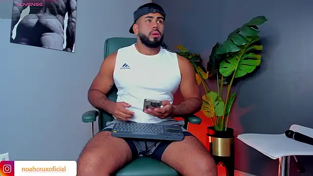 noah crux online show from 03-16-26, 09:50