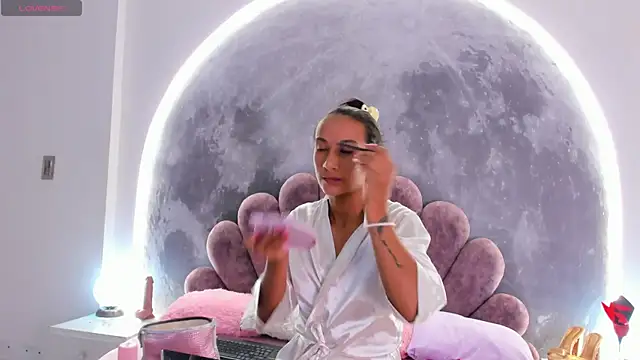Valeria Fitness online show from 03-12-26, 08:24