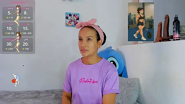 Snapshot of Valeria_Fitness chatting on 06-19-26, 07:09 Valeria Fitness online show from 06-19-26, 07:09