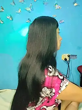 Snapshot of evelyn_prince1 chatting on 07-12-26, 09:43 evelyn prince1 online show from 07-12-26, 09:43
