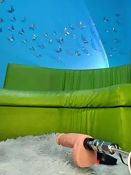 Snapshot of evelyn_prince1 chatting on 03-01-26, 02:11 evelyn prince1 online show from 03-01-26, 02:11