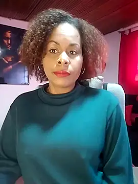 Snapshot of Camille_rose_ chatting on 10-14-25, 03:12 Camille rose online show from 10-14-25, 03:12