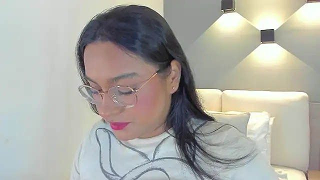 ellamontoya online show from 09-10-25, 10:58