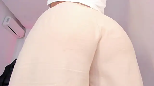 ellamontoya online show from 01-07-26, 12:21