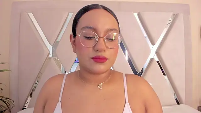 ellamontoya online show from 01-18-26, 11:02