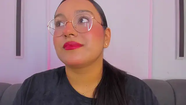 ellamontoya online show from 12-04-25, 12:04