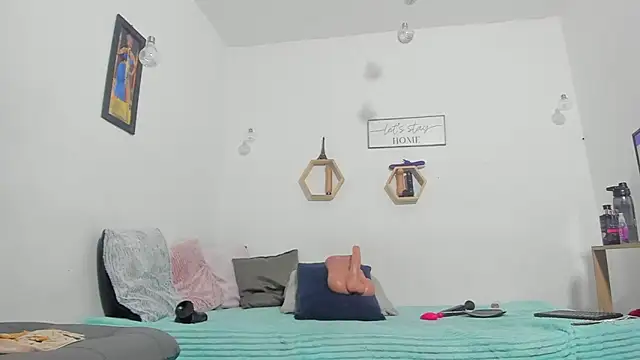 clarise cooper online show from 10-21-25, 08:14