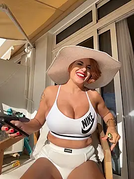 Selvaggia official83 online show from 05-13-26, 06:15
