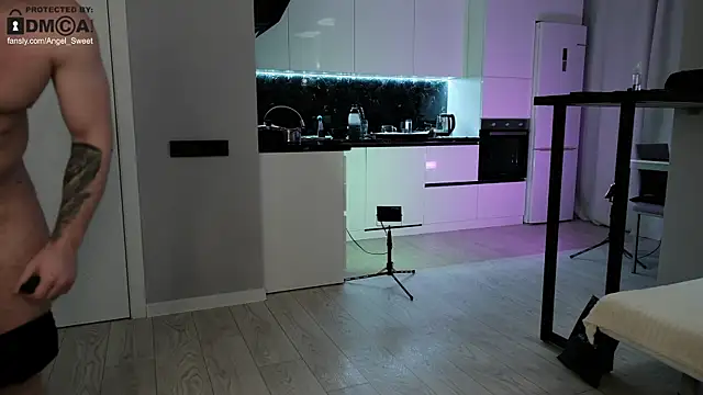 Snapshot of sweettooth21 chatting on 10-02-25, 08:23 sweettooth21 online show from 10-02-25, 08:23