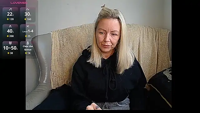 Angelamariexox online show from 10-22-25, 08:58