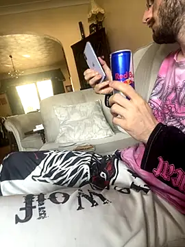 Snapshot of EE123458 chatting on 09-19-25, 01:59 EE123458 online show from 09-19-25, 01:59