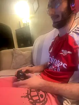 Snapshot of EE123458 chatting on 09-17-25, 10:34 EE123458 online show from 09-17-25, 10:34