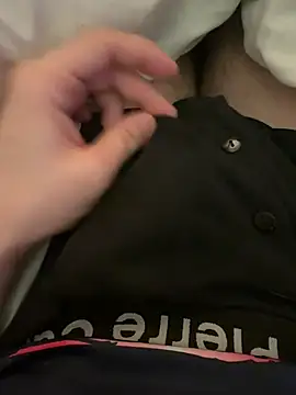 Snapshot of EE123458 chatting on 02-24-26, 12:06 EE123458 online show from 02-24-26, 12:06