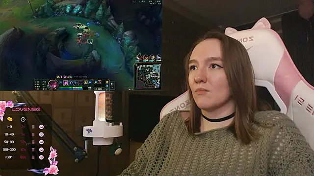 MoonlishSiren online show from 01-31-26, 07:56