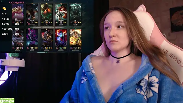 MoonlishSiren online show from 03-02-25, 09:08