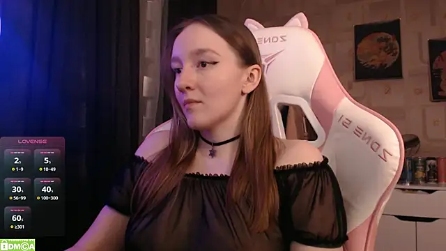 MoonlishSiren online show from 03-22-25, 09:31