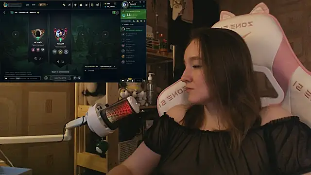 MoonlishSiren online show from 05-10-26, 10:44