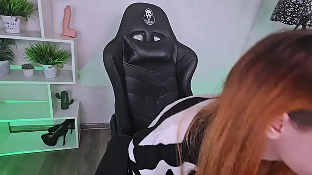 Only   Yours online show from 04-13-26, 10:58