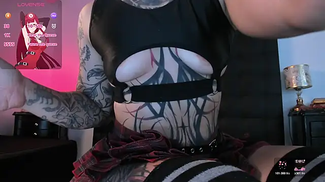 ValenGray online show from 05-26-26, 01:20