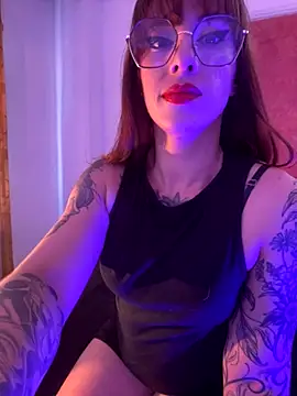 Snapshot of ValenGray chatting on 09-26-25, 12:56 ValenGray online show from 09-26-25, 12:56