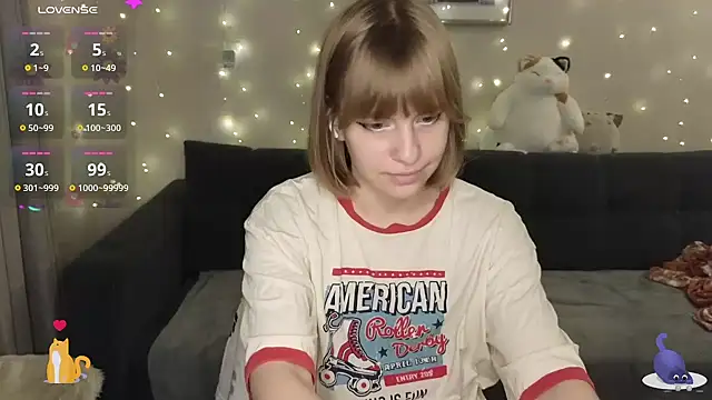 Snapshot of HermioneHHH chatting on 01-10-25, 09:20 HermioneHHH online show from 01-10-25, 09:20