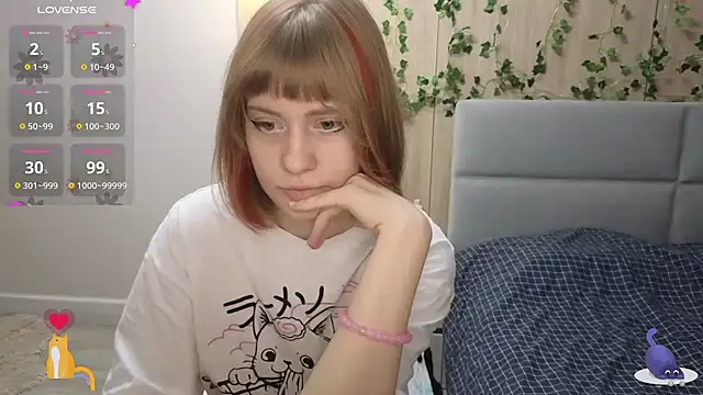 Snapshot of HermioneHHH chatting on 02-05-25, 08:57 HermioneHHH online show from 02-05-25, 08:57