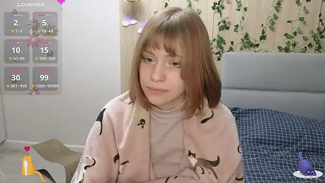 Snapshot of HermioneHHH chatting on 02-24-25, 10:14 HermioneHHH online show from 02-24-25, 10:14