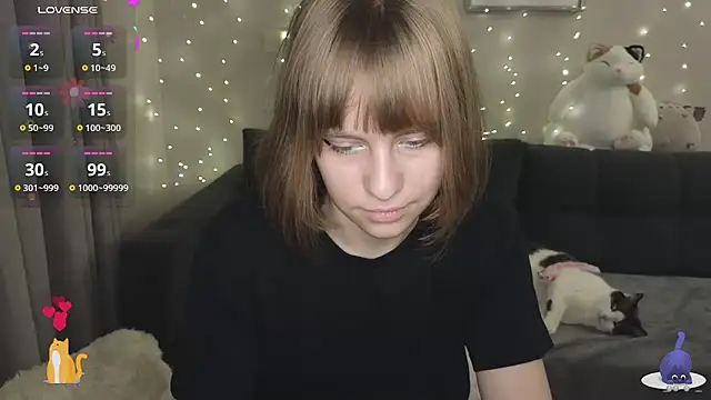 Snapshot of HermioneHHH chatting on 01-13-25, 09:20 HermioneHHH online show from 01-13-25, 09:20
