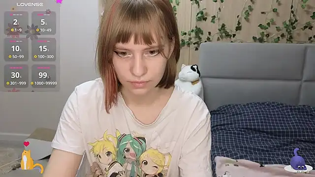 Snapshot of HermioneHHH chatting on 02-18-25, 10:03 HermioneHHH online show from 02-18-25, 10:03