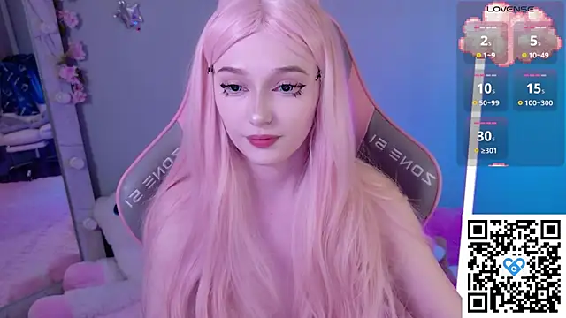 Snapshot of White_kitty01 chatting on 05-18-26, 03:06 White kitty01 online show from 05-18-26, 03:06
