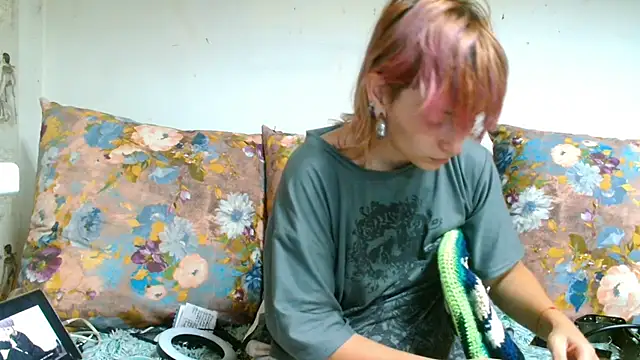 Sophie Bell online show from 07-13-26, 06:07