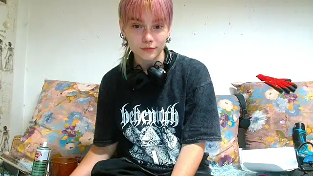 Sophie Bell online show from 06-14-26, 07:26
