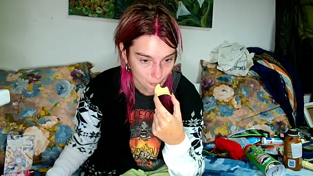 Sophie Bell online show from 10-02-25, 05:38