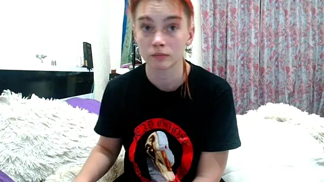 Sophie Bell online show from 05-31-26, 08:42
