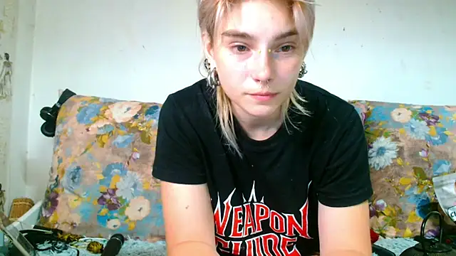 Sophie Bell online show from 06-27-26, 07:31