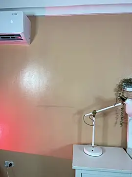 Snapshot of KendalMilleer chatting on 04-10-26, 09:16 KendalMilleer online show from 04-10-26, 09:16