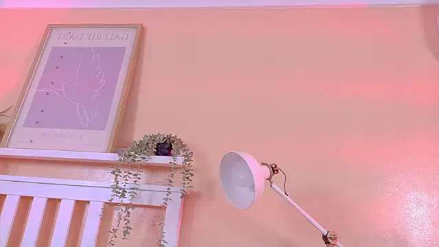 Snapshot of KendalMilleer chatting on 03-12-26, 09:13 KendalMilleer online show from 03-12-26, 09:13