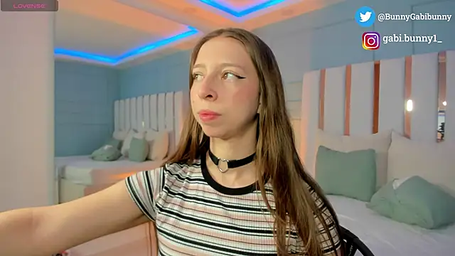 gabi bunny online show from 03-09-26, 05:49