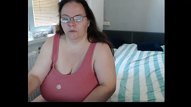Sweetboobs online show from 07-06-26, 08:32